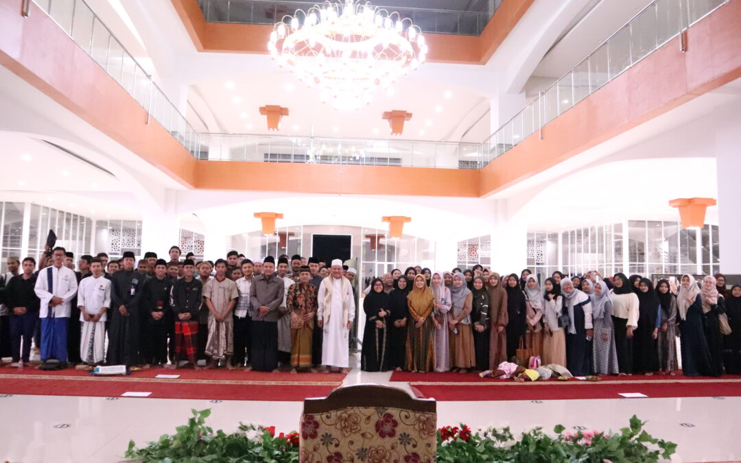 Tabligh Akbar 2023:  Menemukan Jati Diri dalam Cinta dan Islam Bersama Ustadz Anas Fauzi